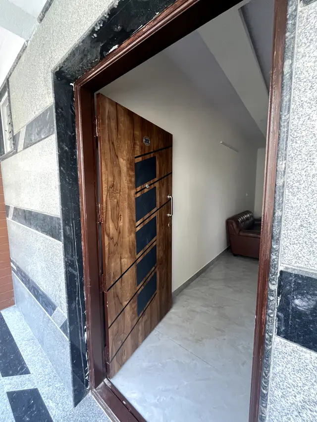 2 BHK in BTM Layout Stage 1 (backside - 1/3)