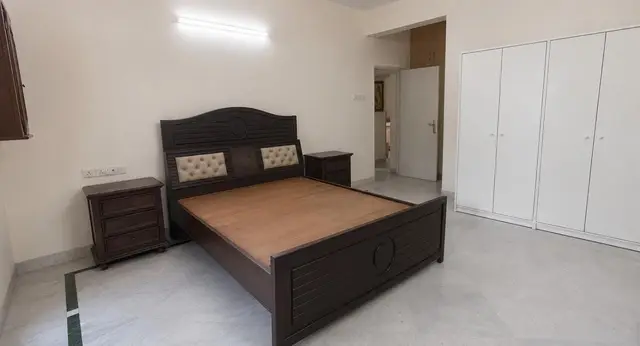 3bhk, Longford road
