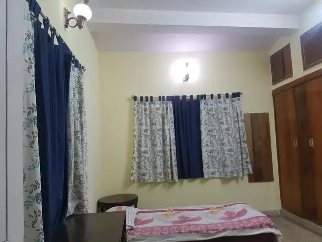 1 RK Flat in Indiranagar