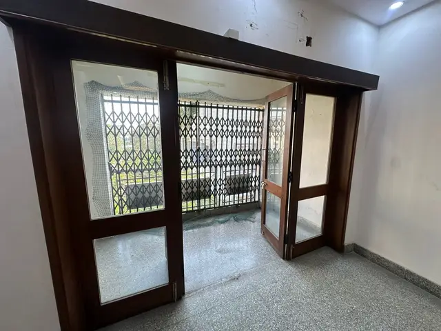 2 BHK Flat in Richmond Road