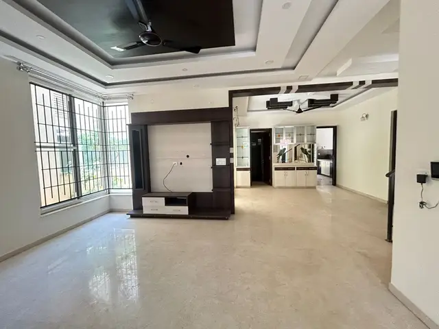 4 BHK in Prestige Mayberry