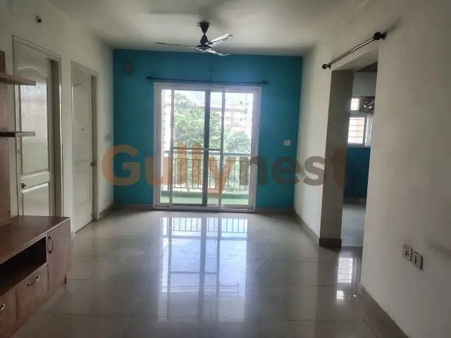 Semi Furnished 3 BHK in Confident Phoenix Kasavanahalli
