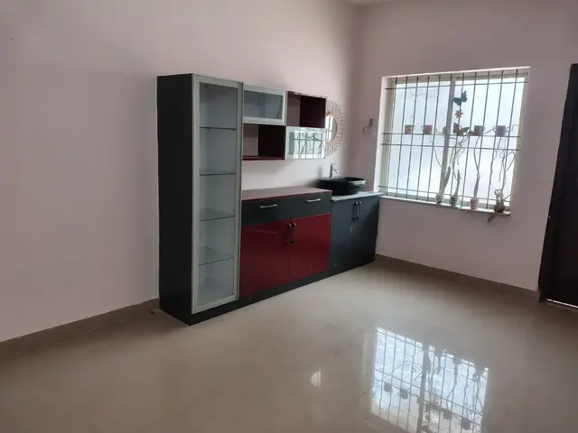 Semi Furnished 3 BHK Apartment in Emerald Estancia Sarjapura