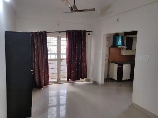 Semi Furnished 2 BHK in Paras Manyata Rachenahalli