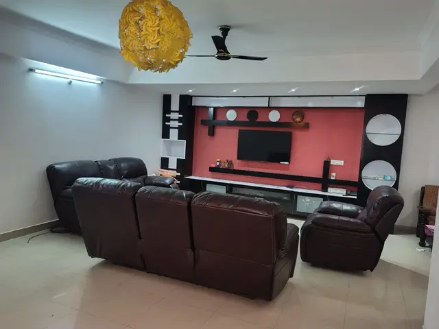 Fully Furnished 3 BHK in Esteem Royale, Koramangala ST Bed
