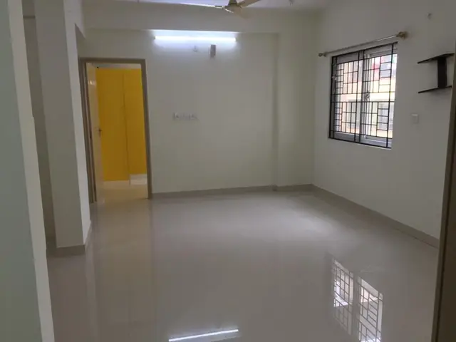 Semi Furnished 2 BHK in Concorde Epitome, Huskur