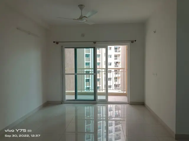 Semi Furnished 3 BHK in Brigade Buena Vista, Budigere Cross
