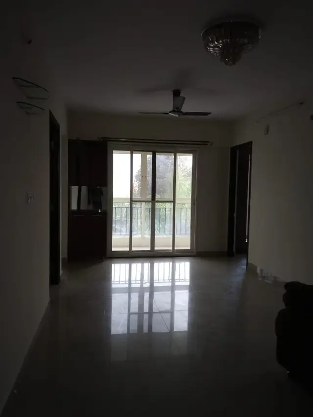 Semi Furnished 3 BHK in Confident Phoenix - Kasavanahalli