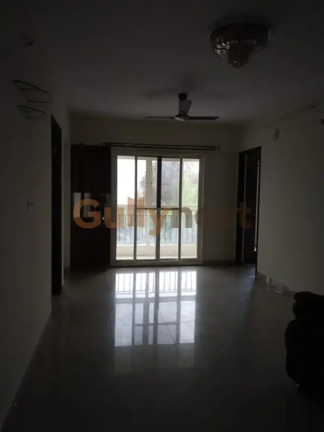 Semi Furnished 3 BHK in Confident Phoenix - Kasavanahalli