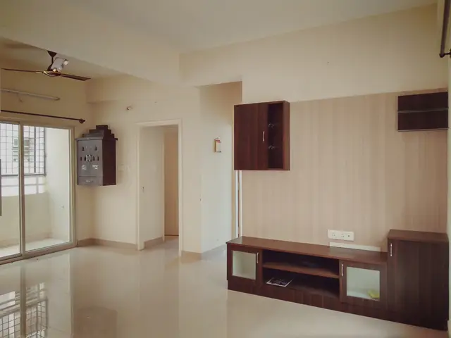 Semi Furnished 3 BHK in Malibu Rosita - Varthur