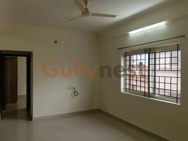 Semi Furnished 2 BHK in RK Enclave, K R Puram