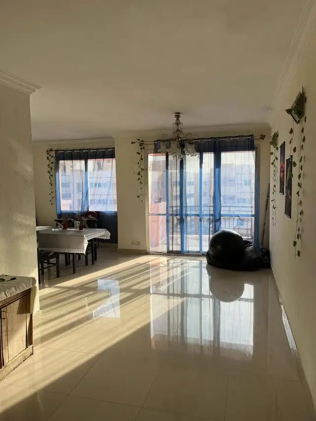 Room in 4BHK Penthouse Diamond District