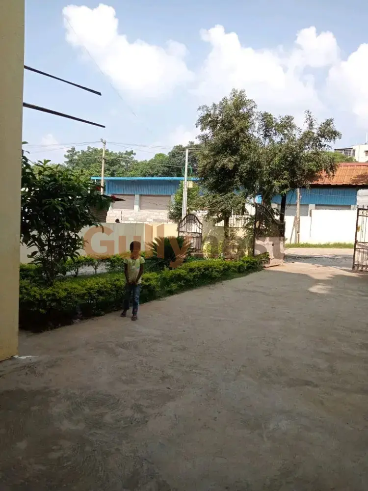 Photo 6