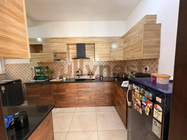 Room in Electronic City